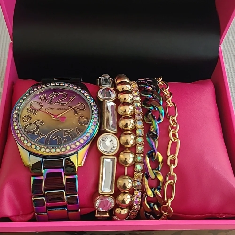 Betsey Johnson Watch - Picture 1 of 4